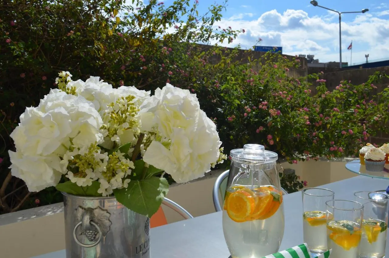 Guest house City Living Suite Tk 1 Rm 3 Saint Julian's Malta