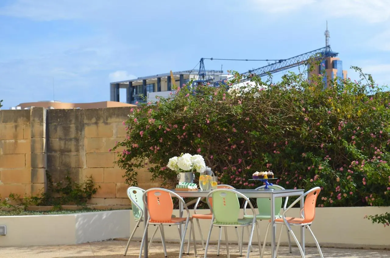 City Living Suite Tk 1 Rm 3 Saint Julian's